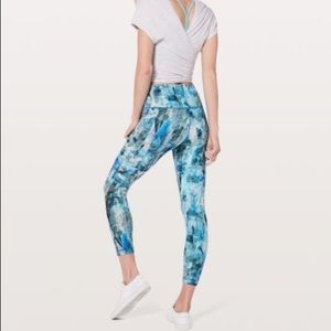 NWT Lululemon Leggings - BLUE CAMO WUNDER UNDER